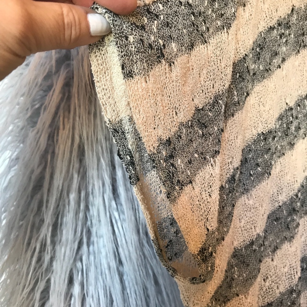 Bcbgeneration Super Comfy Top - image 3